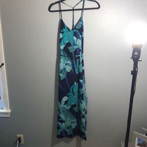 *** BRAND NEW!*** STUNNING FLORAL MAXI!